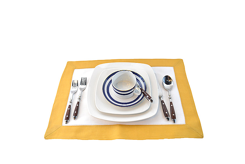 Table Placemat. Honey Gold
