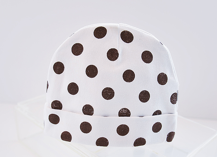 baby cap, big brown dots